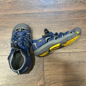 Blue Keen size 12 kids